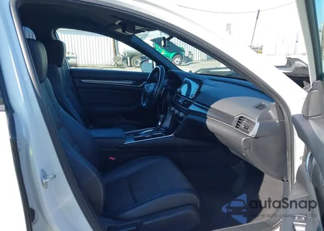 2018 Honda Accord Sport z USA, uszkodzony, nr VIN 1HGCV1F30JA250048